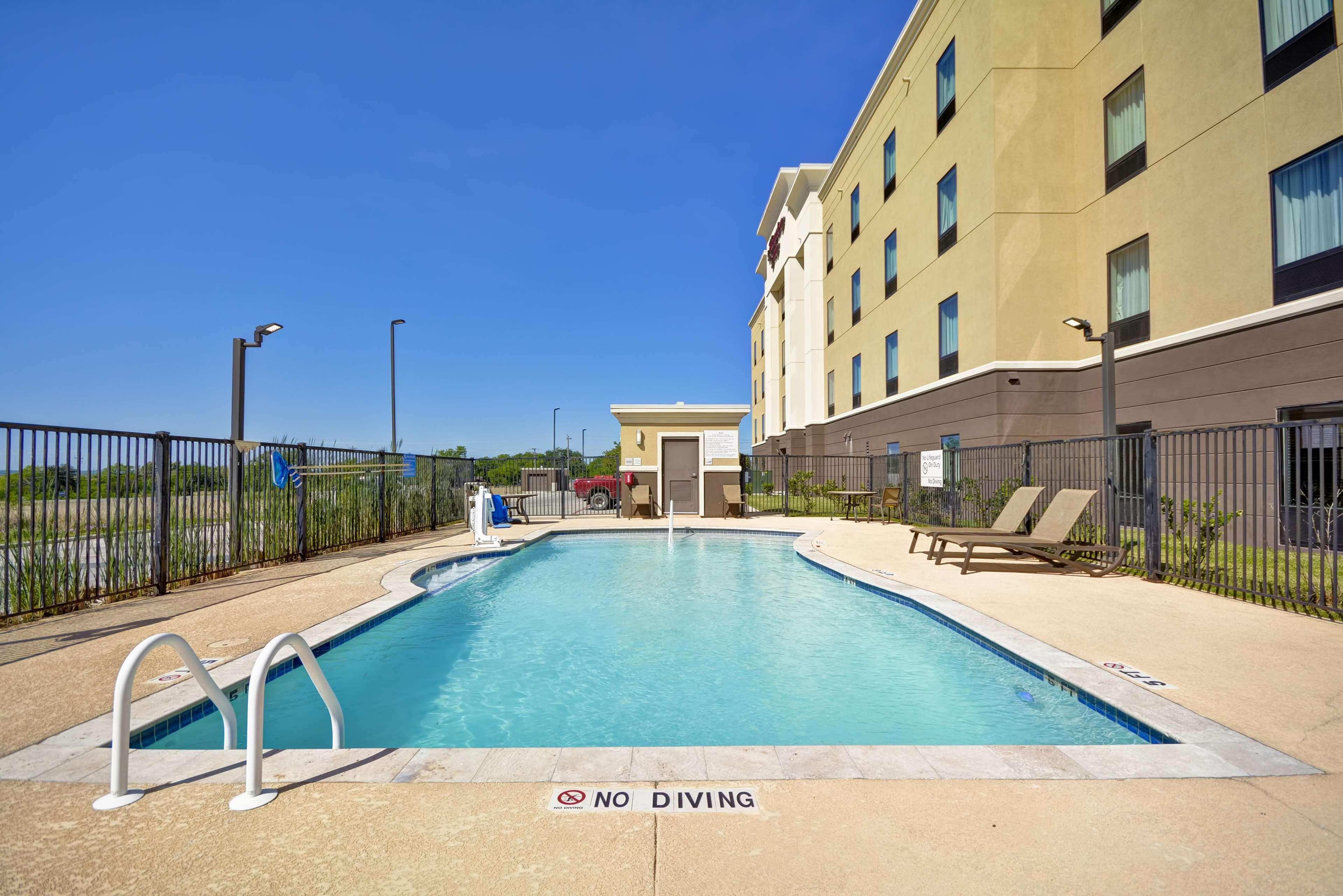 Hampton Inn Kenedy Luaran gambar
